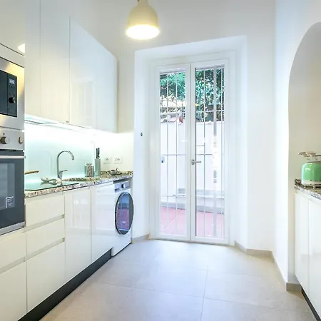 Terrazza Banzai Daire Anzio